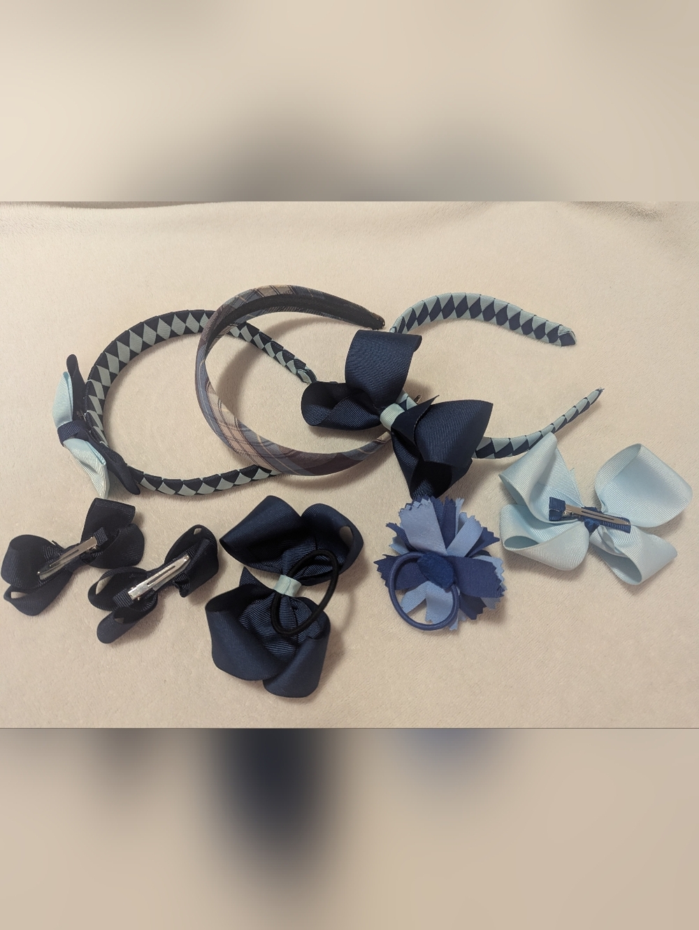Girls Hair Accessory Set - Picture 2 of 2